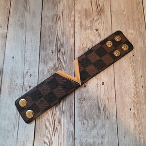 Women's Brown Black Checkered V-Shape Bracelet